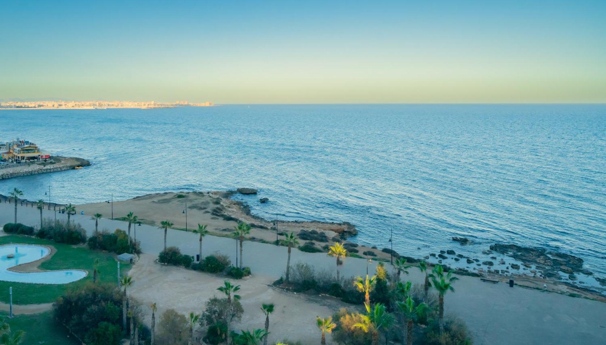 Apartamento Premium Con Jacuzzi Y Vistas Al Mar En Punta Prima, Torrevieja By Rentalole Eksteriør billede